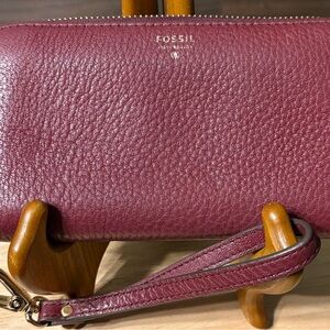 Fossil Women's Pebbled Leather Wristlet